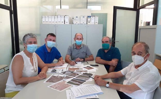 Catarroja y Massanassa exigen una solución para las filtraciones de agua en el barranco de Chiva