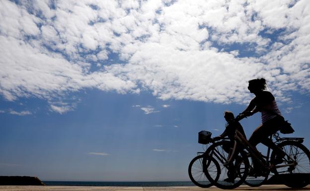 44 grados y tormentas en varias zonas de la Comunitat durante el fin de semana