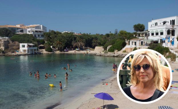 Lydia Lozano disfruta de sus vacaciones en un lujoso yate de seis millones de euros