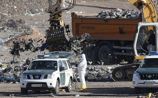 El rastreo en Dos Aguas finaliza sin el hallazgo de restos de Marta Calvo