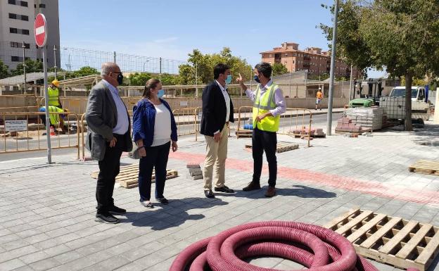 Barcala critica la falta de planificación en el regreso a las aulas y pide a Marzà más transparencia