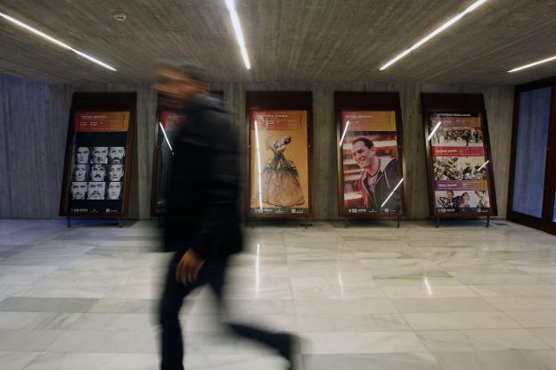 La dirección del teatro El Musical se hace esperar