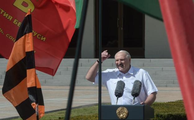 Lukashenko asegura que no se irá ni repetirá los comicios