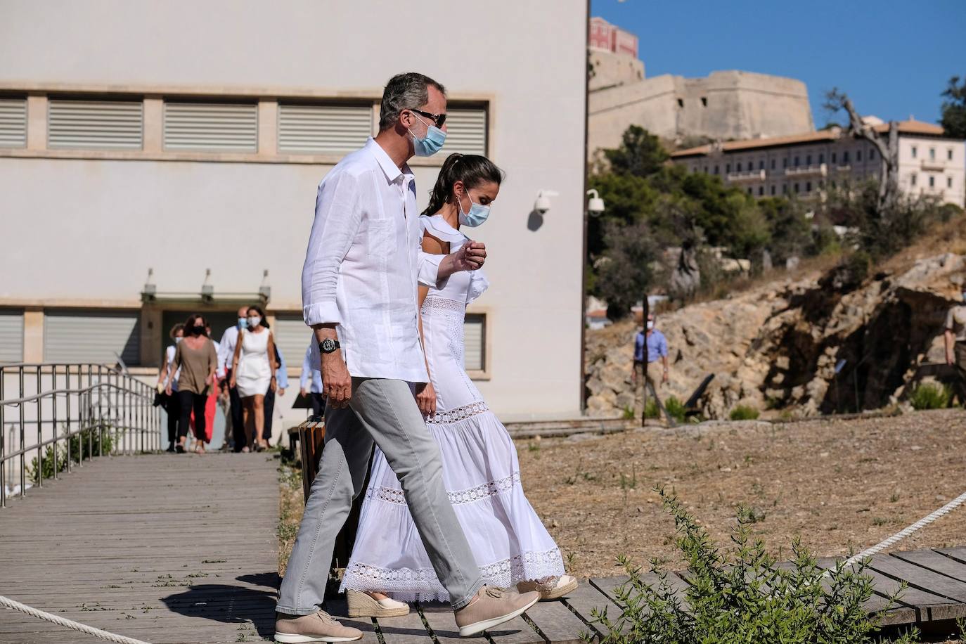 Letizia cautiva con su vestido ibicenco