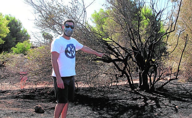 «Se pegará fuego toda Xàbia si no limpian la maleza de los montes y las parcelas privadas»