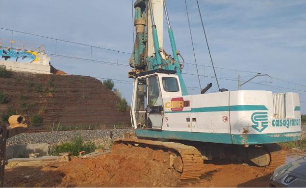 Retoman las obras del puente sobre el paso a nivel de Xeresa