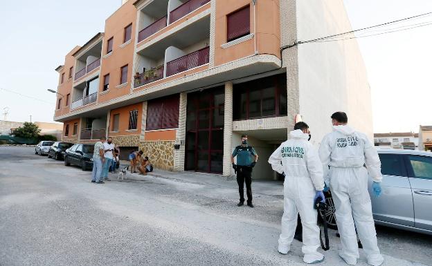 Encuentran el cadáver de una mujer de 55 años en una vivienda de Dolores