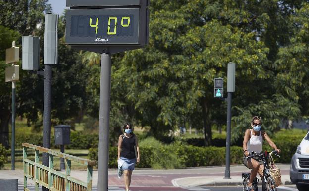 Los termómetros superan los 40 grados en Xàtiva y se quedan a las puertas Ontinyent y Jalance