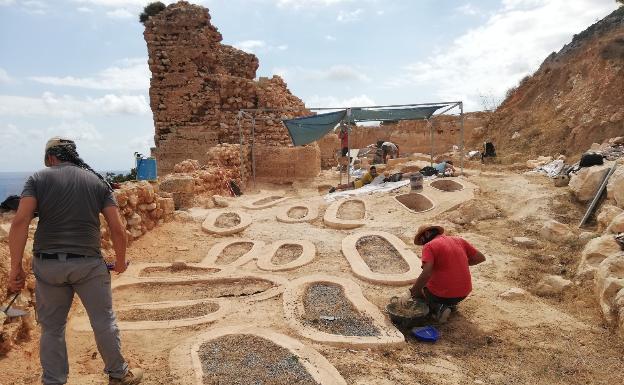 Descubren 11 nuevas tumbas en los trabajos de la Pobla de Ifach