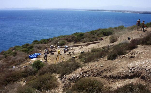 Descubrimiento «histórico» de una construcción del neolítico