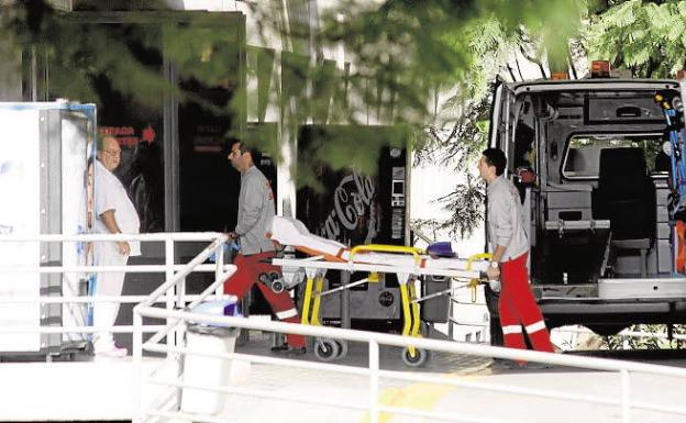 Mueren un montañero en Crevillent y un bañista en la Isla de Benidorm