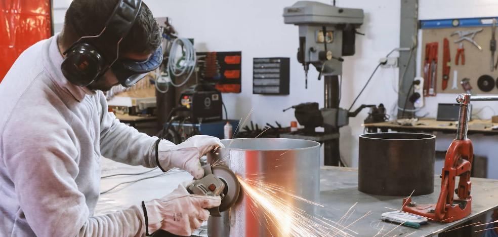 El metal pierde más de 16.500 empleos y baja un 30% su producción por la pandemia