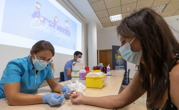 Torrevieja hará los test serológicos a 1.100 profesores esta misma semana