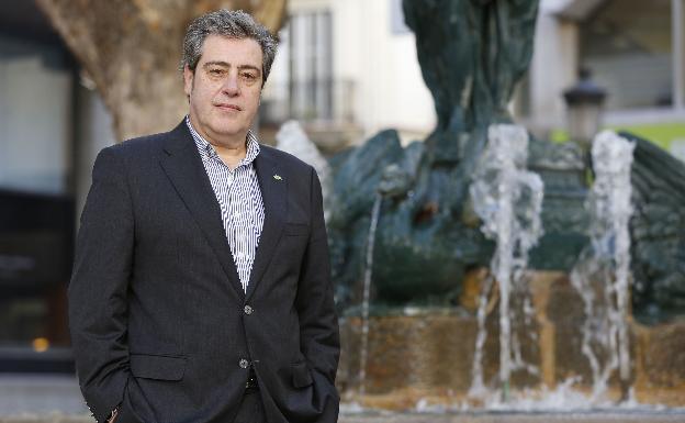 José María Llanos, virtual líder de Vox en Valencia al ser el único que logra los avales para ser candidato