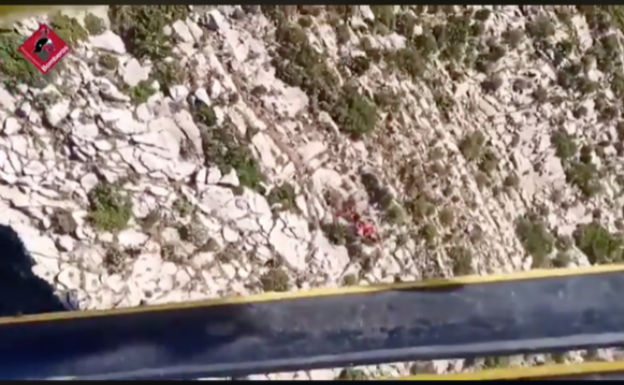 Rescatan en helicóptero a un ciclista herido en la cresta de la Serra Ferrer en Tárbena