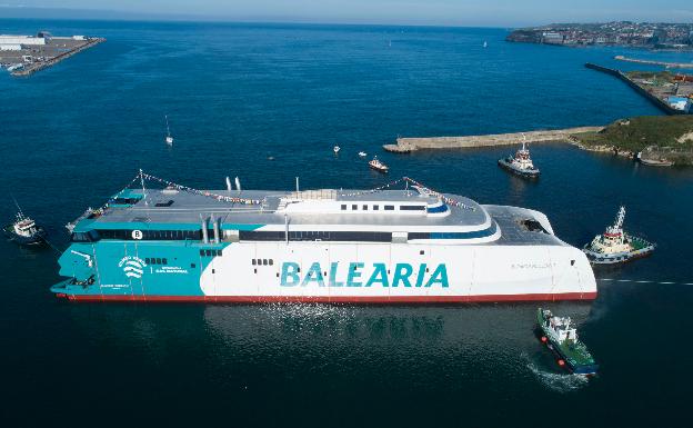 Baleària bota un innovador 'fast ferry', que será el primero del mundo con motores a gas natural