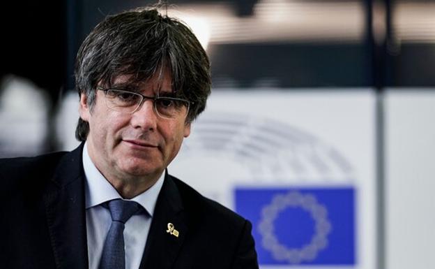 Puigdemont insta a explorar un pacto de JxCat y PDeCAT