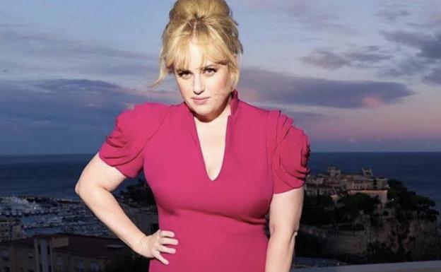 Rebel Wilson, novia de un preboste de la cerveza