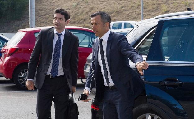 El verano de Jorge Mendes: 239 millones en traspasos