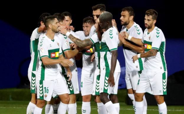 Lucas Boyé dice que el triunfo del Elche en Ipurúa «dará confianza para el futuro»