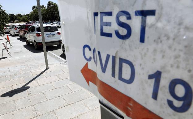 La provincia de Alicante vuelve a bajar de los 200 contagios, aunque registra cuatro fallecidos