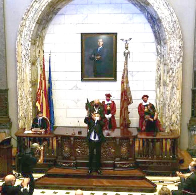 Valencia homenajea a sus ciudadanos y entidades ilustres