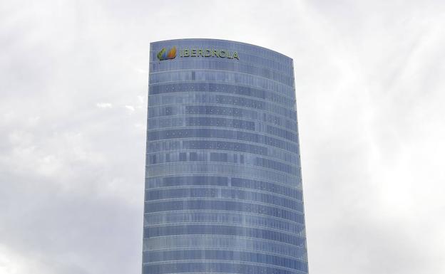 Iberdrola propone reducir un 15% de su plantilla en España