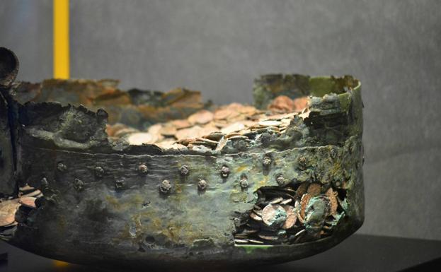 El misterio de las 11.000 monedas romanas en una olla