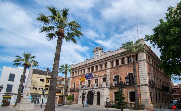 Villanueva de Castellón ya es oficialmente Castelló