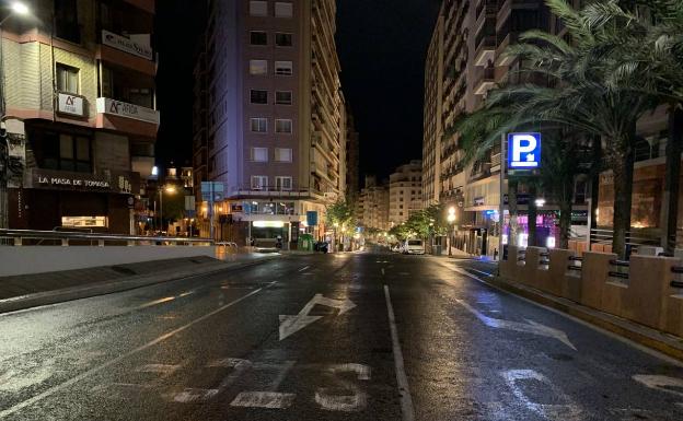 Alicante se prepara para el toque de queda decretado en la Comunitat Valenciana