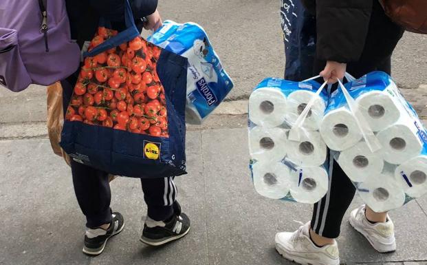 Vuelve la fiebre por comprar papel higiénico