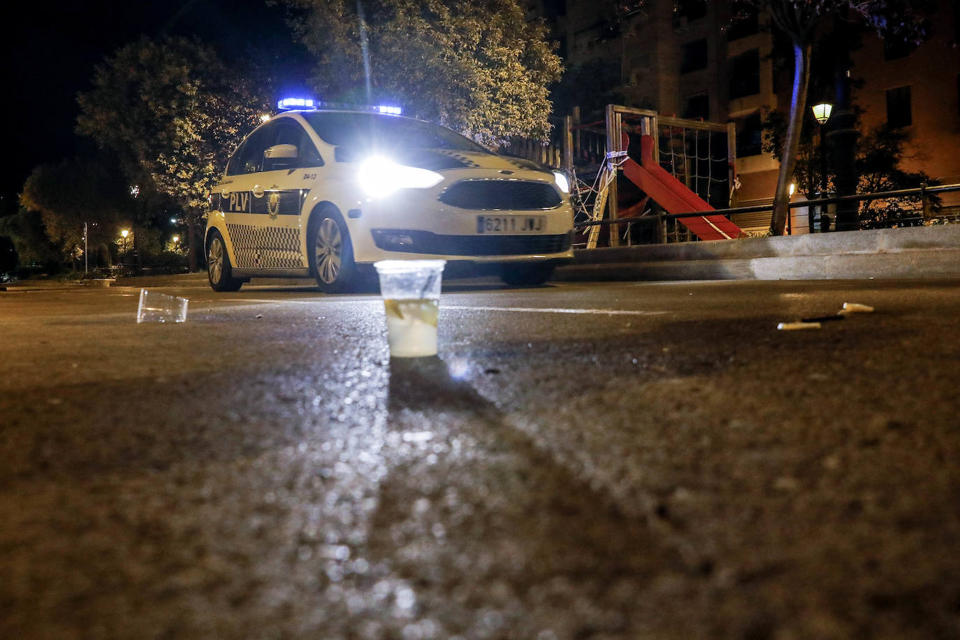 El toque de queda vacía Valencia