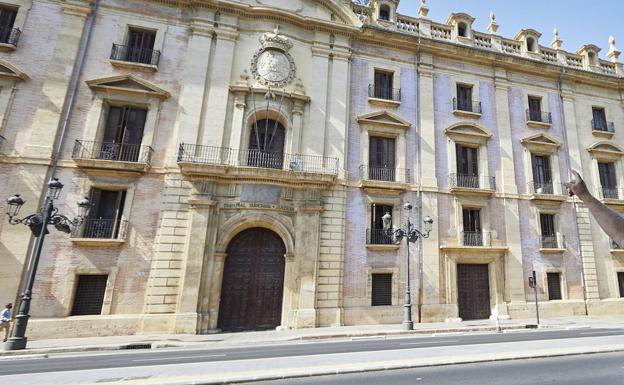 Cierran temporalmente los juzgados de Paz de Godella y Carcaixent por falta de personal por el Covid