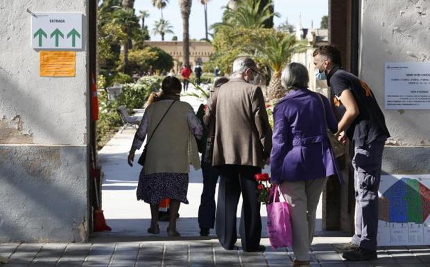 Las normas para ir al cementerio el Día de Todos los Santos