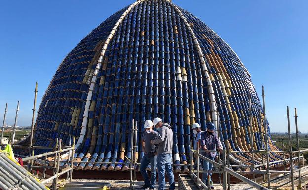 Comienzan los trabajos de reparación de la cúpula de la iglesia de San Juan Apóstol de Massamagrell