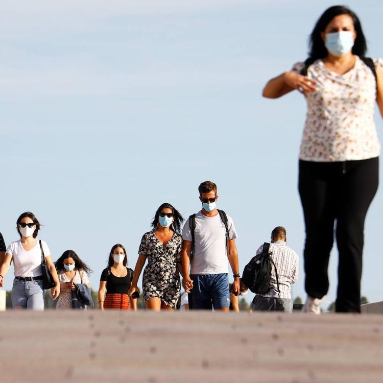 Los contagios en España repuntan hasta los 22.516