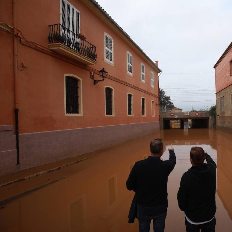 Los bomberos denuncian falta de previsión antes de las lluvias