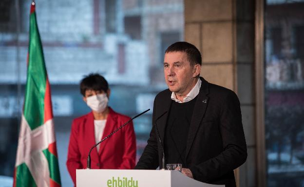 Otegi anuncia que Bildu votará 'sí' a los Presupuestos de Sánchez