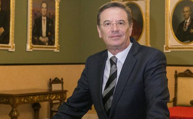 Francisco Cantos, reelegido decano del Colegio Notarial