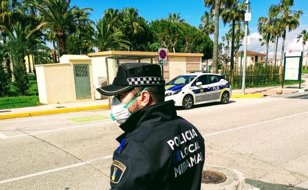 Un agente de policía de Miramar salva la vida a un hombre con parada cardiorrespiratoria