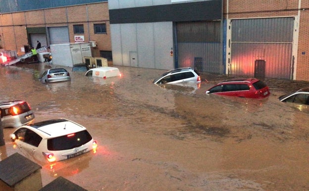 La Federación de Polígonos Empresarial de la Comunitat pide ayudas para los polígonos de Beniparrell inundados