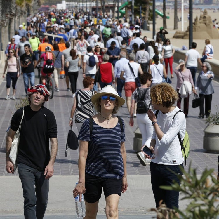 El Marítimo se acerca al centro como primera zona de Valencia en apartamentos turísticos