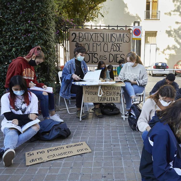 Nueva protesta de Segundo de Bachillerato del Luis Vives