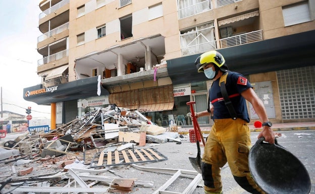 El juzgado manda a prisión al detenido por la explosión en una vivienda de Torrevieja