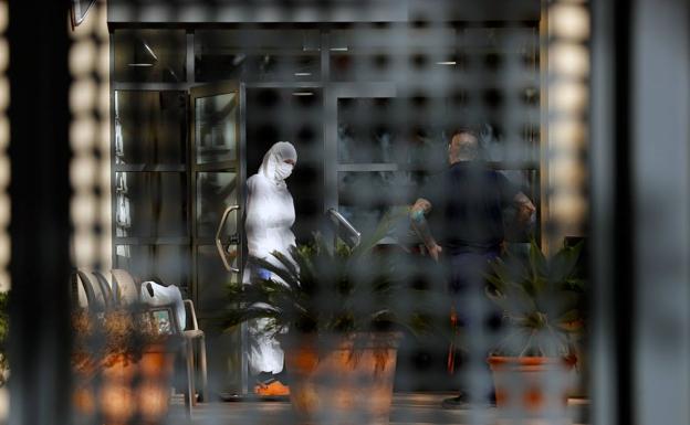La Fiscalía investiga los brotes en las residencias de Llíria y La Pobla