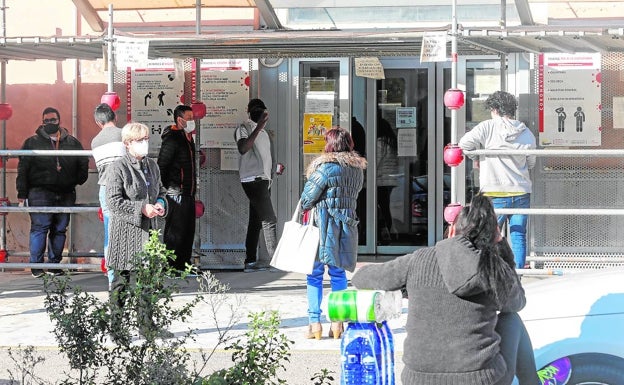 Ocho de cada diez centros de salud están saturados