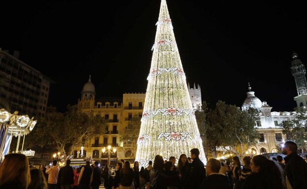 El Consistorio Aprueba La Instalacion De Un Mercadillo Artesanal En La Plaza Del Ayuntamiento Las Provincias