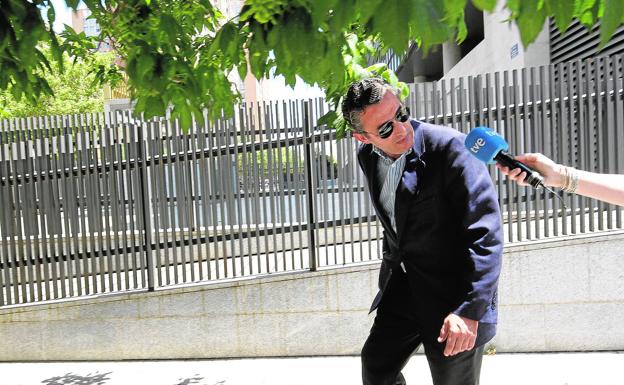 El exdirector de RTVV Pedro García, condenado a seis años de cárcel por el amaño de las pantallas de la visita del Papa