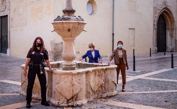 La Policía Local de Xàtiva protagoniza un calendario solidario