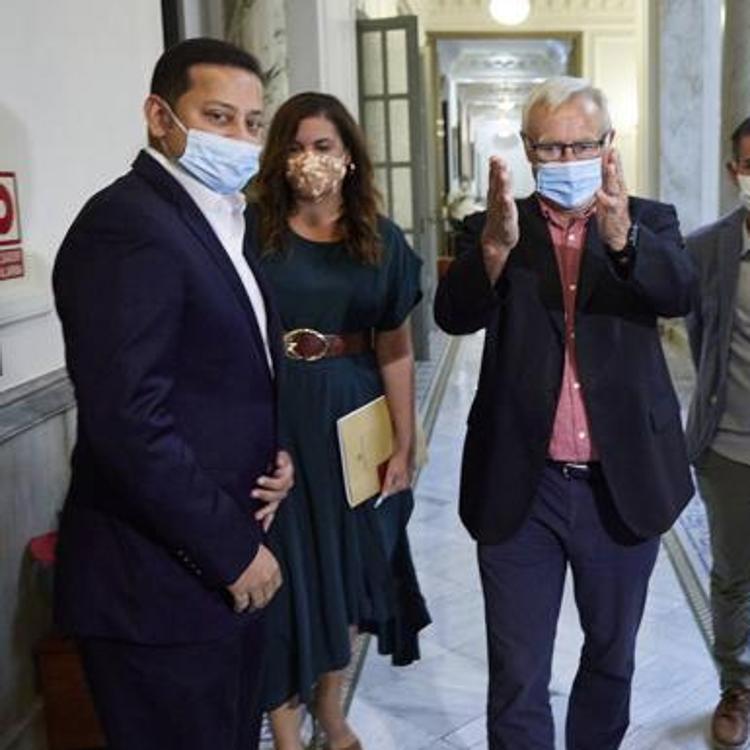 Antifraude reprocha a Ribó que otorgue a dedo las ayudas a Escola Valenciana
